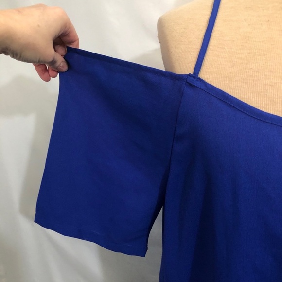 - Womens Blue Dress. Size XL - Picture 2 of 6